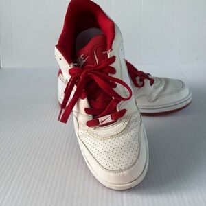 Nike Red and White Low-Top Sneakers Size 9